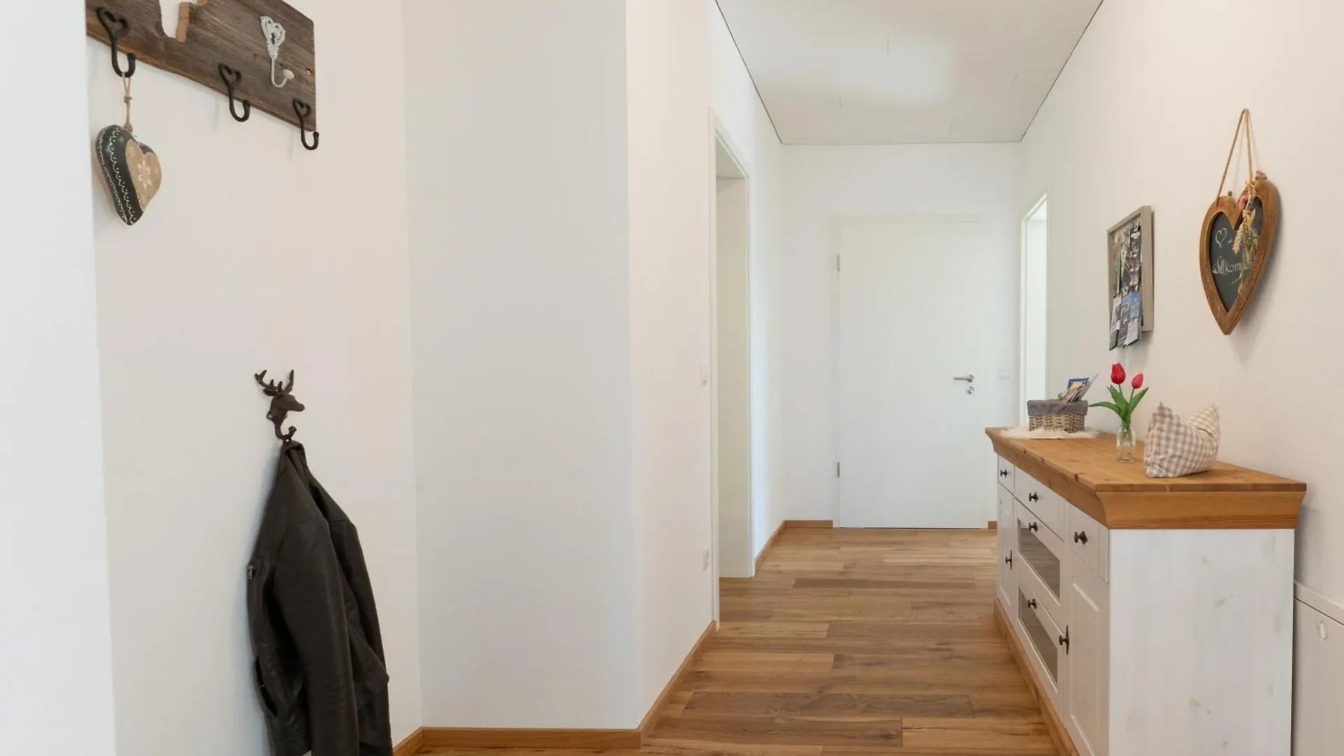 Ferienwohnung Anemone - 4 Zimmer Mit Bergblick & Alpenflair Germaringen Apartmán